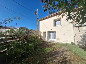 Φωτογραφία από το άλμπουμ του Charmant T2 Aux 2 Marronniers σε Poursay-Garnaud