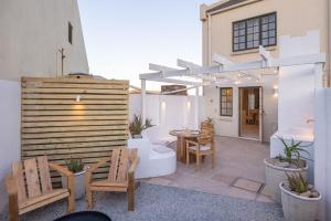 Patio nebo venkovní prostory v ubytování Ohana Retreat - Unbeatable Location - Sea Views + 73 fotografií