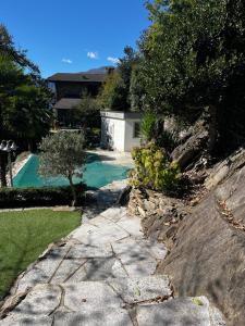 Swimmingpoolen hos eller tæt på Rustico Villa Antonia with seaview and pool + 22 billeder