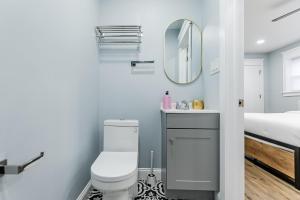 Ένα μπάνιο στο Studio Minutes from Center City South Philly Special