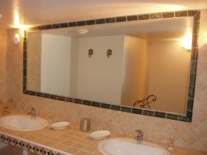 Ένα μπάνιο στο Le Moulinage +4 φωτογραφίες