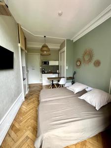 Φωτογραφία από το άλμπουμ του Charming studio Aix Center σε La Celle-sous-Gouzon