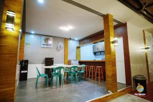 O bucătărie sau chicinetă la Isla Enriqueta - Private Beach Resort