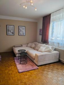 Imagine din galeria proprietății Wunderschöne helle große Wohnung în Größing