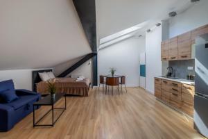 Η κουζίνα ή μικρή κουζίνα στο Golden Apartments Waw - Old Town - Marcinkowskiego #5