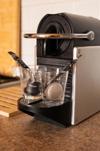 Η κουζίνα ή μικρή κουζίνα στο Altitude 1676 - Balcony and mountain views