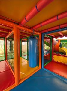 Βραδινή ψυχαγωγία για τους επισκέπτες του La murallita de Aroa