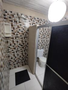 Et badeværelse på Chalé Maison Blanche