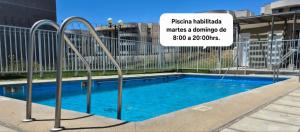 Πισίνα στο ή κοντά στο Departamento Quilpué 3 dormitorios full equipado