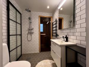 Koupelna v ubytování Lindvallen Ski Resort - Sauna - 4 Guests + 17 fotografií