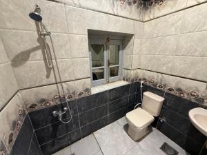 Ένα μπάνιο στο Cairo-Płazà City Hotel