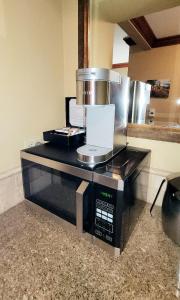 Køkken eller tekøkken på Dav's Slopeside King Studio -- Resort & Spa at Everline + 17 billeder