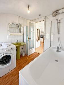 Koupelna v ubytování Conflans fin d'Oise bis