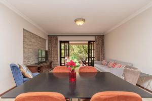 Χώρος καθιστικού στο Work and vacation combined - Solar - No blackouts!