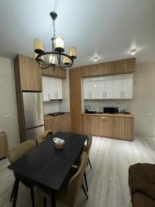 Η κουζίνα ή μικρή κουζίνα στο Georgia,Saburtalo berbukis 10street