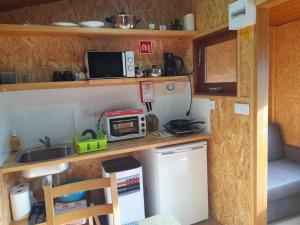 Nhà bếp/bếp nhỏ tại Quinta Da Bolota double room +10 ảnh