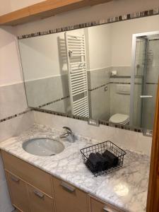 Ένα μπάνιο στο Casa Vialattea