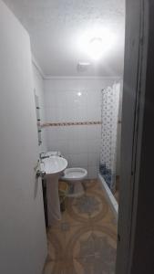 Koupelna v ubytování Hospedaje con Pensión Completa