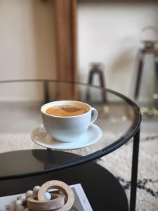 タンジェにあるNear Tangier Airport Cosy Flat with IPTV, BB gear Married couples onlyのコーヒー