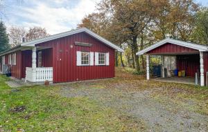 Το κτήριο όπου στεγάζεται  η παραθεριστική κατοικία +16 φωτογραφίες