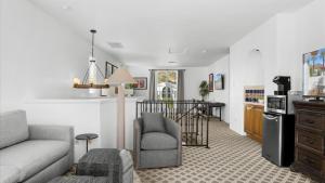 Istumisnurk majutusasutuses SV006 Secluded Spa Villa Studio at LQ Resort