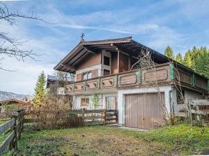 Budova, kde se prázdninový dům nachází