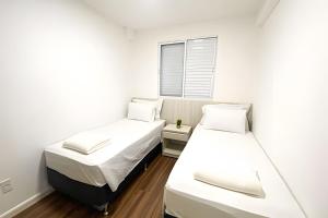 Foto de Apto com Piscina de Borda Infinita