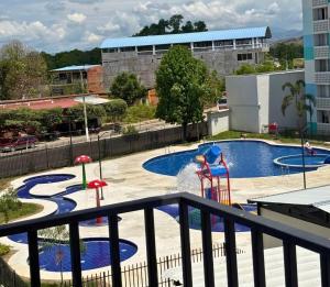 Fotografie z fotogalerie ubytování Descanso & Piscina en cómodo apartamento v destinaci Carmen de Apicalá