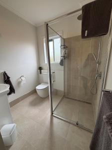 Koupelna v ubytování Stay - East Wynyard Beach + 2 fotografie