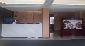 Kuchyň nebo kuchyňský kout v ubytování Green Tree Inn Urumqi San'gong Metro Station Exit