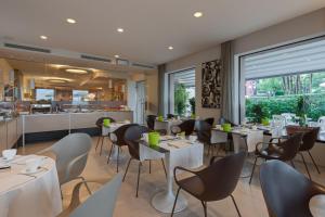 Restaurace v ubytování Hotel Eden