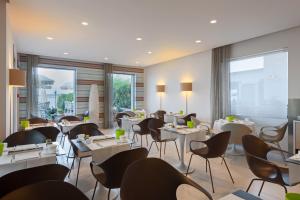 Posezení v ubytování Hotel Eden + 28 fotografií
