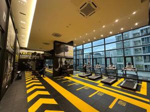 Γυμναστήριο ή/και όργανα γυμναστικής στο Alinea suites service near by shah alam