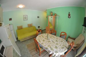 Posedenie v ubytovaní Apartmani Jenny i Tania