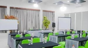 Konferenční prostory v ubytování Fizz Hotel Lombok + 193 fotografií