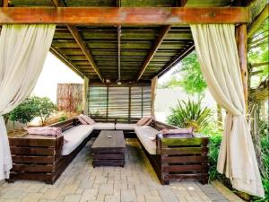 Gallery image of One O Eight Boutique Hotel in Benoni