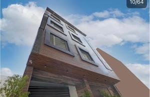 Το κτήριο όπου στεγάζεται  το ξενοδοχείο