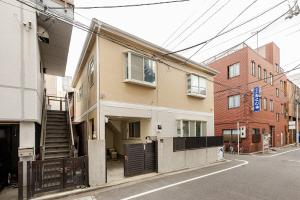 Budova, kde se vila nachází