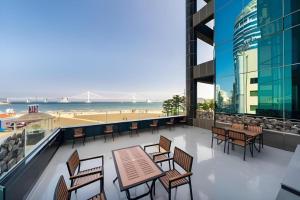 Nespecifikovaný výhled na moře nebo výhled na moře při pohledu z hotelu