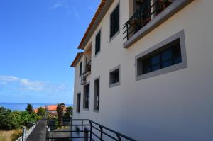 A balcony or terrace at Estalagem Corte do Norte