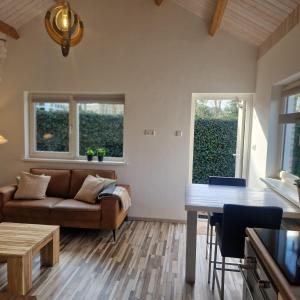 Posezení v ubytování Holiday house de Bosuil - 2 km from the beach + 17 fotografií