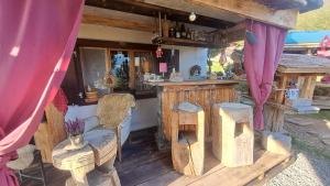 Напитки в Chalet Chnorz Rooms