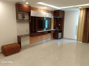 Η κουζίνα ή μικρή κουζίνα στο Falettis Murree