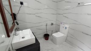 Ένα μπάνιο στο The Cloud Heaven Ella