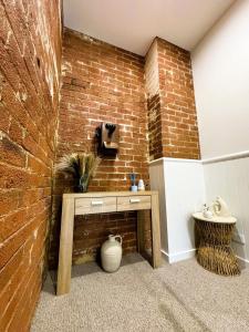 Fotografie z fotogalerie ubytování Mylan on Marine - Historic Charm, Modern Heart v destinaci Burnie