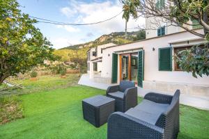 Κήπος έξω από το Tranquil Retreat Sunset Views