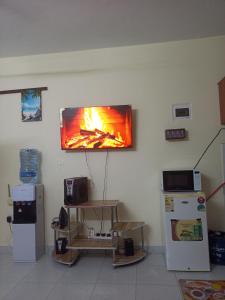 Μια τηλεόραση ή/και κέντρο ψυχαγωγίας στο Alicia Studio