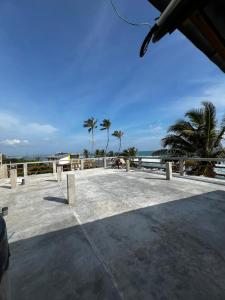 Afbeelding uit fotogalerij van Blue Corals Beach Bungalow in Madihe East