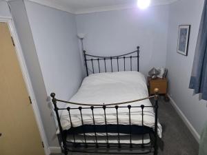Ένα ή περισσότερα κρεβάτια σε δωμάτιο στο Guest Room in Colchester Hythe