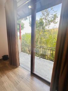 Μπαλκόνι ή βεράντα στο Road House Ella